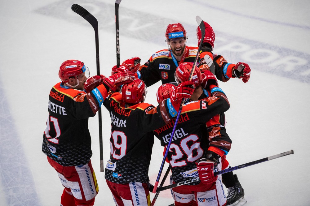 HC Oceláři Třinec - Mountfield Hradec Králové (2)