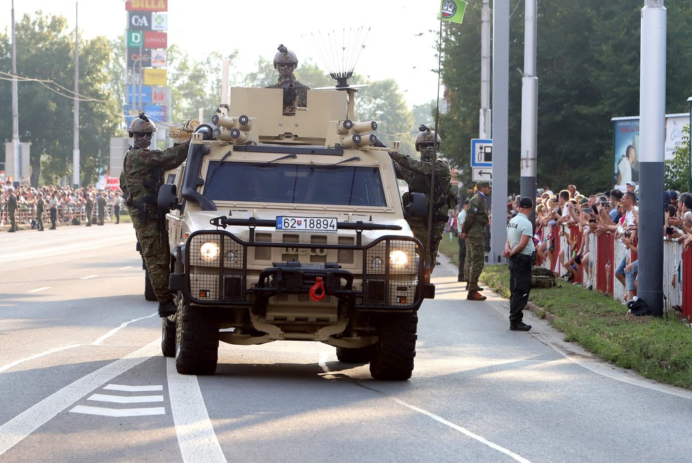 20240829_vojenska_technika_snp_bystrica_04068719