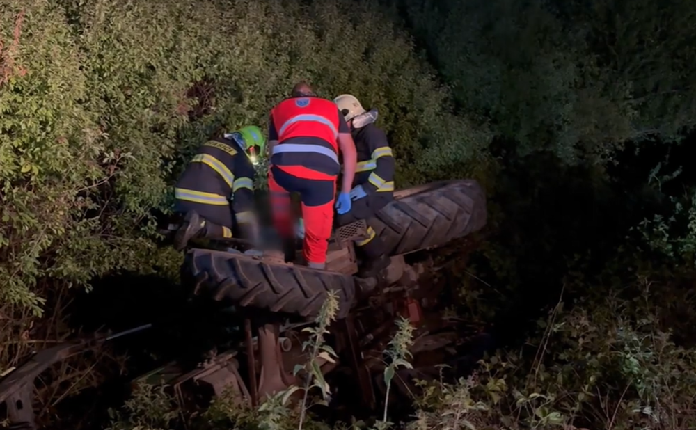 Prevrátený traktor 2