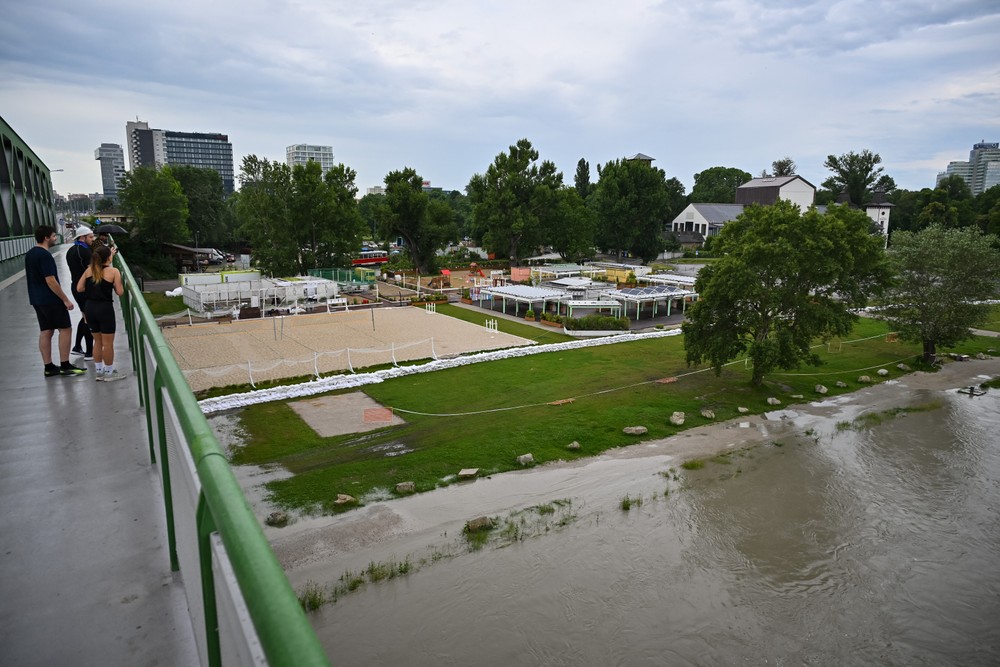 06062024_zvysena_hladina_dunaj_8048423