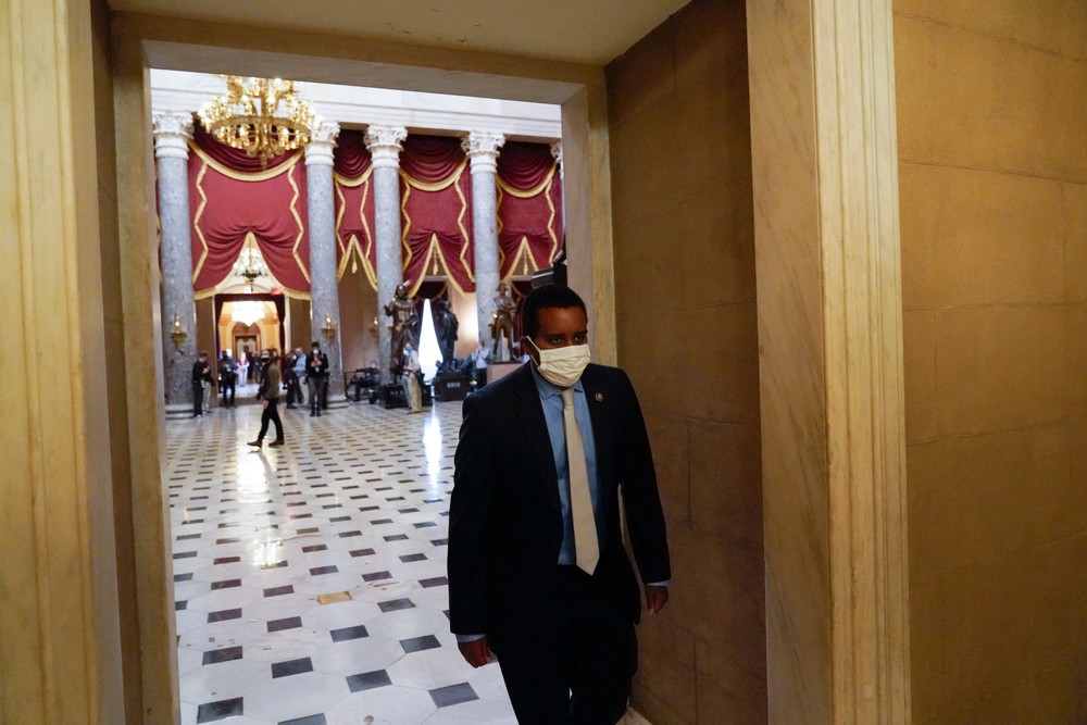 Kongres hlasuje o druhom Trumpovom impeachmente