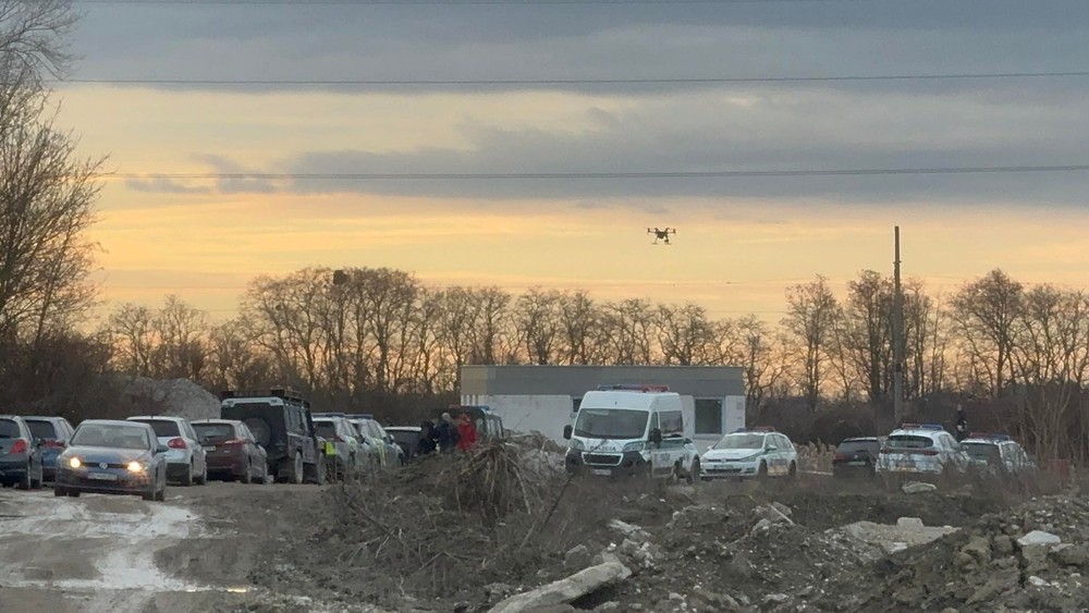 petrzalka mrtvy muz prehladava okolie policia (3)