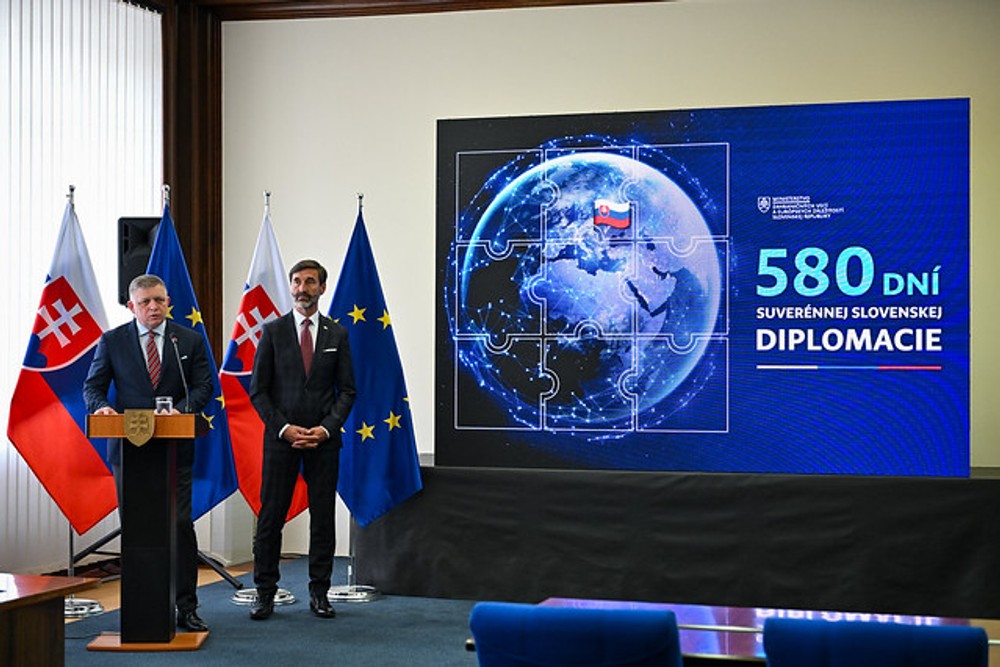 Robert Fico navštívil Ministerstvo zahraničných vecí