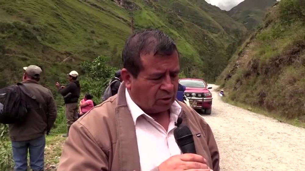 [multi] Tragická havária busu v Peru 1767