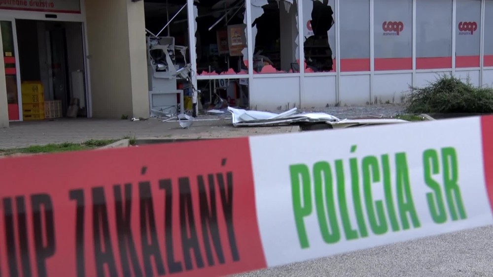 [multi] Výbuch v Drietome 12647