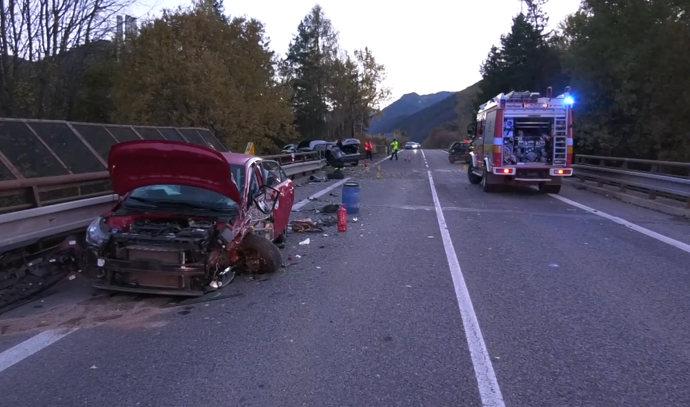 zrazka nehoda auta vozidla zranenia