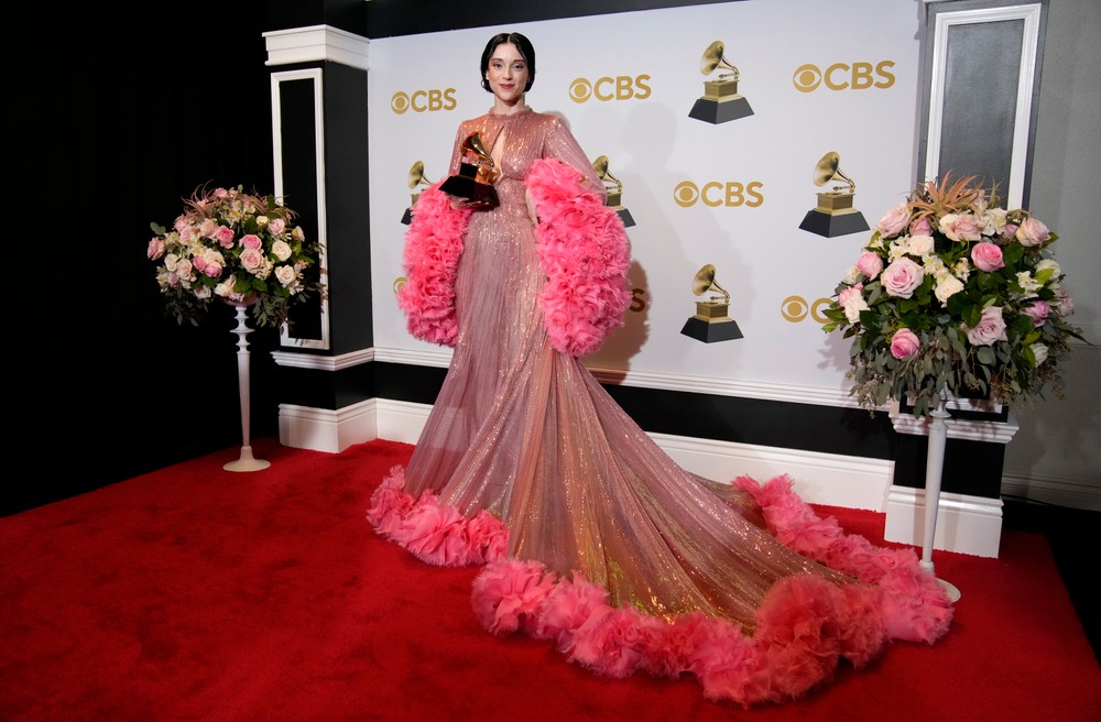 64th_Annual_Grammy_Awards_-_Press_Room_52875-4abf095e4f084b6a8266e9f47cc5c9cc