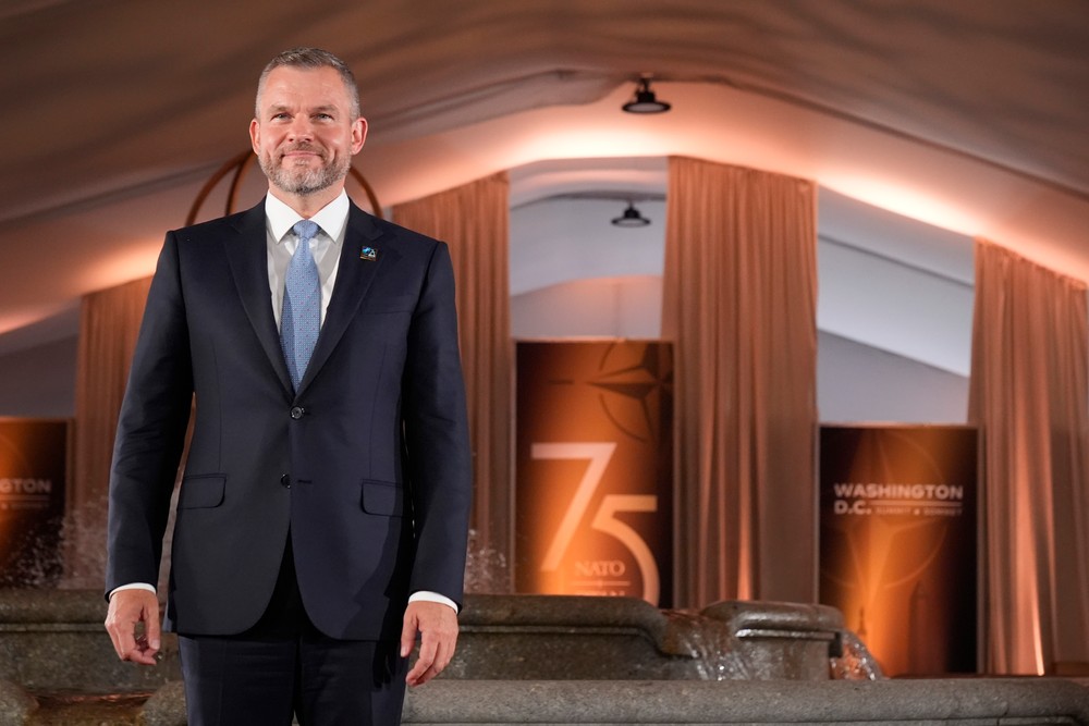 Summit NATO vo Washingtone