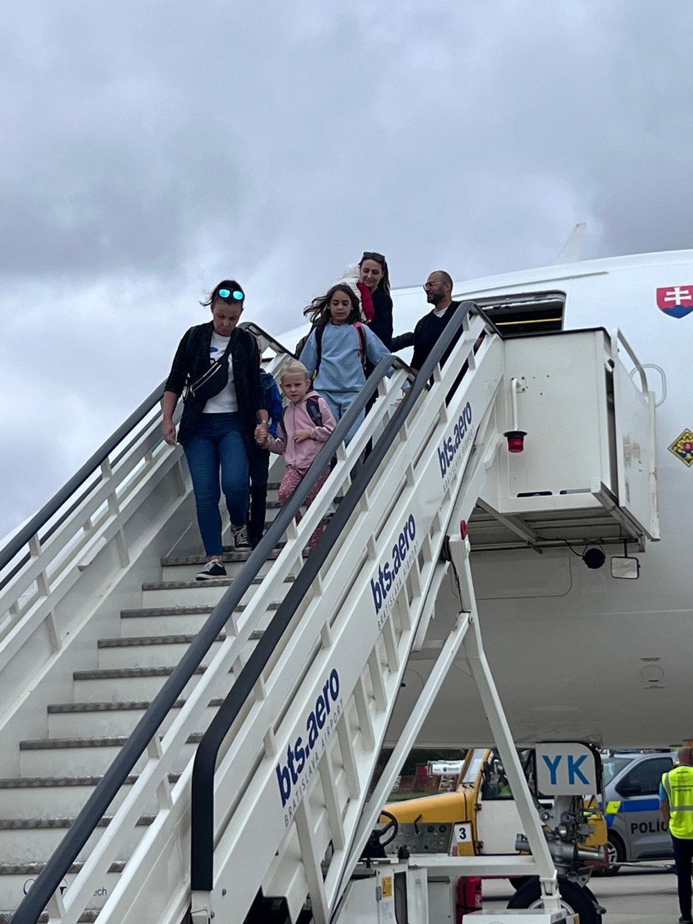 Vládny špeciál s občanmi SR z Libanonu pristál v Bratislave