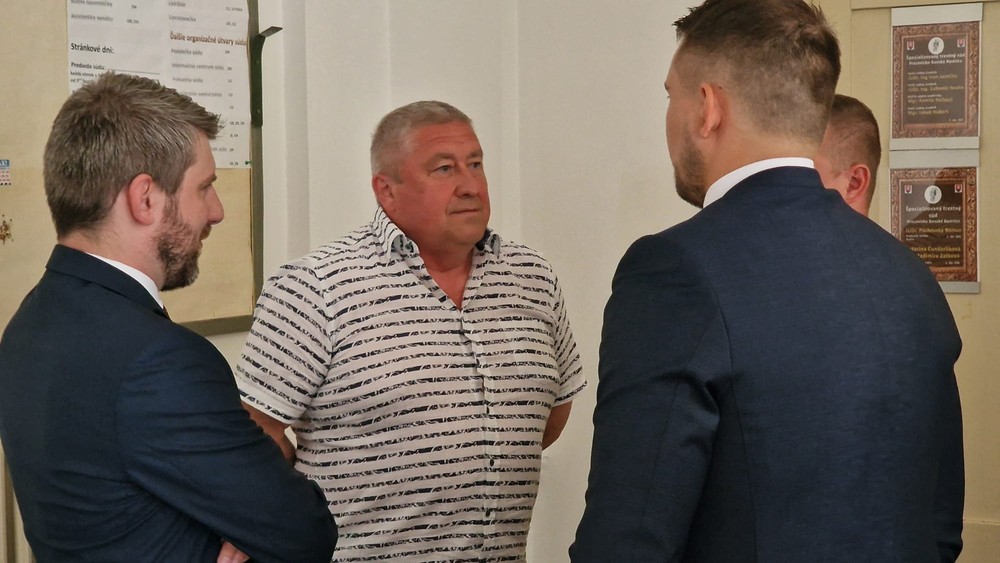 Dušan Kováčik na súde v Banskej Bystrici 