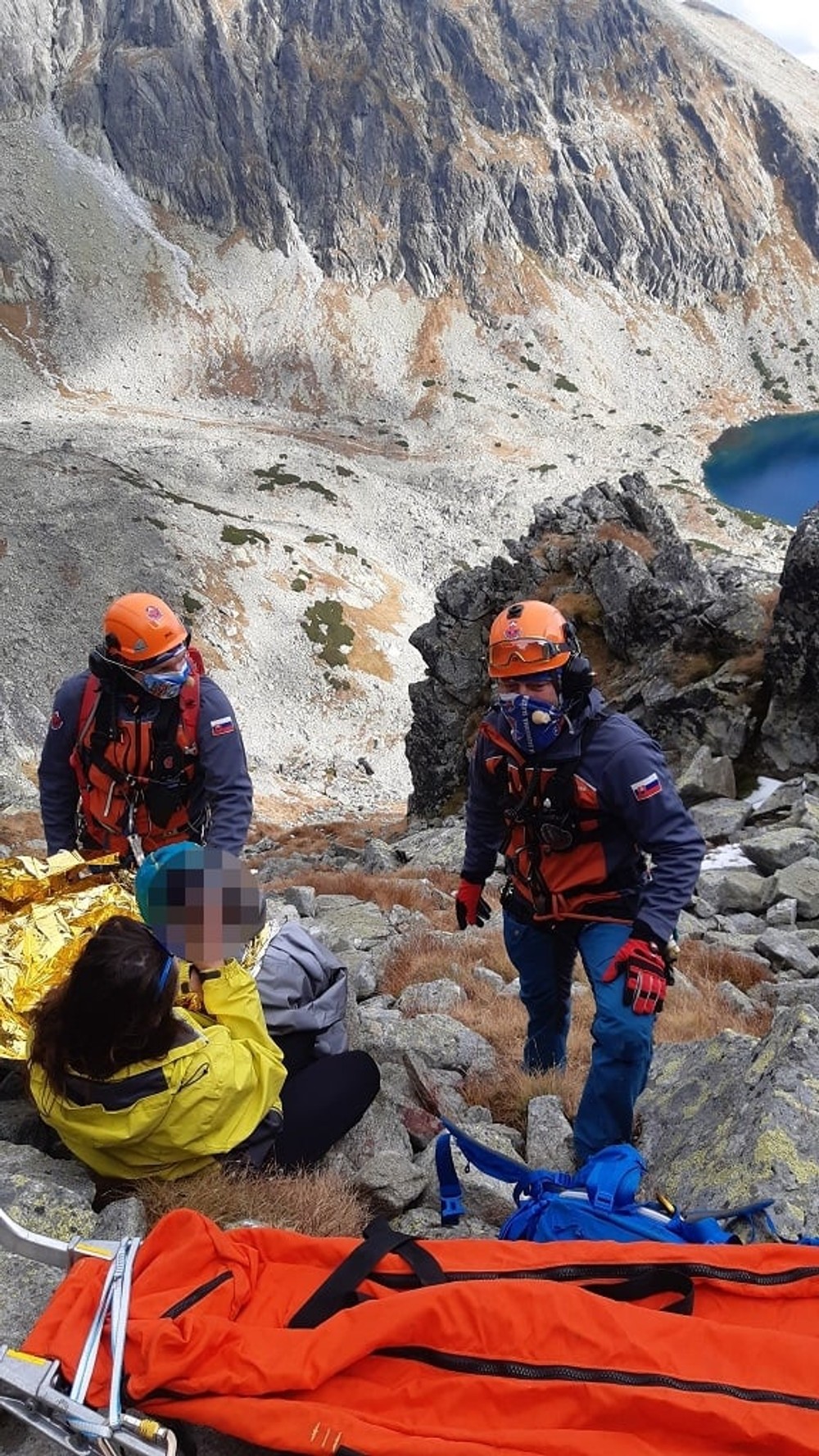Záchranná akcia v horách: Muž padal štyridsať metrov z hrebeňa Tatier