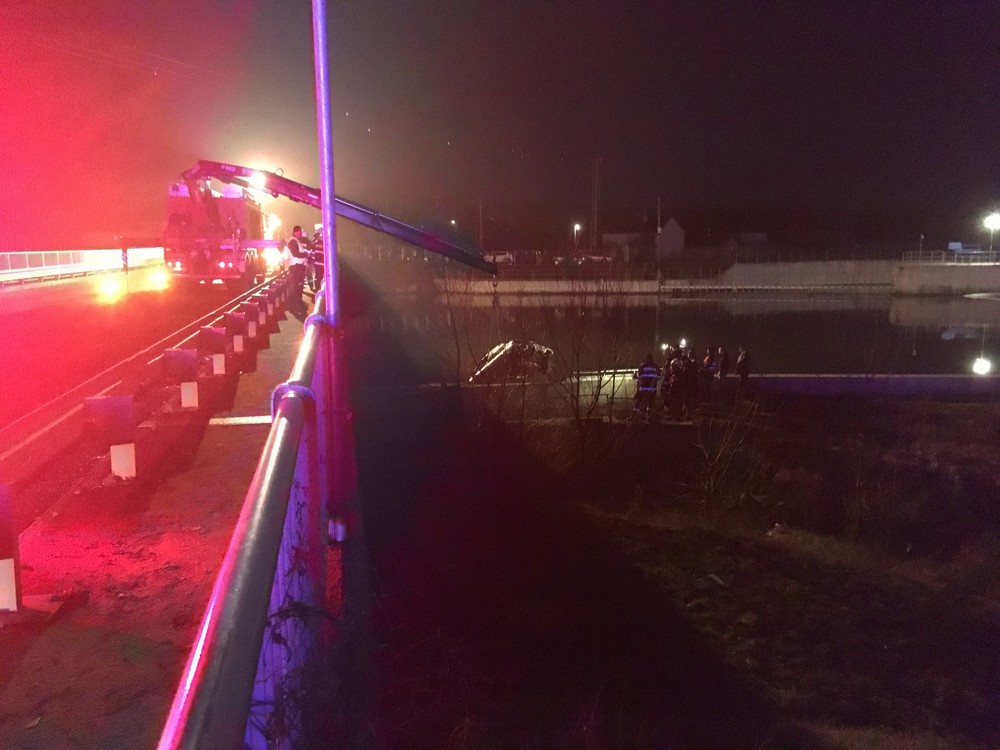 Vyťahovanie auta z Hornádu 