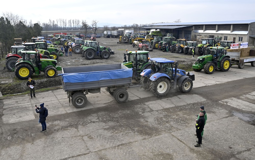 Protest_farmari_Trebisov_001022115