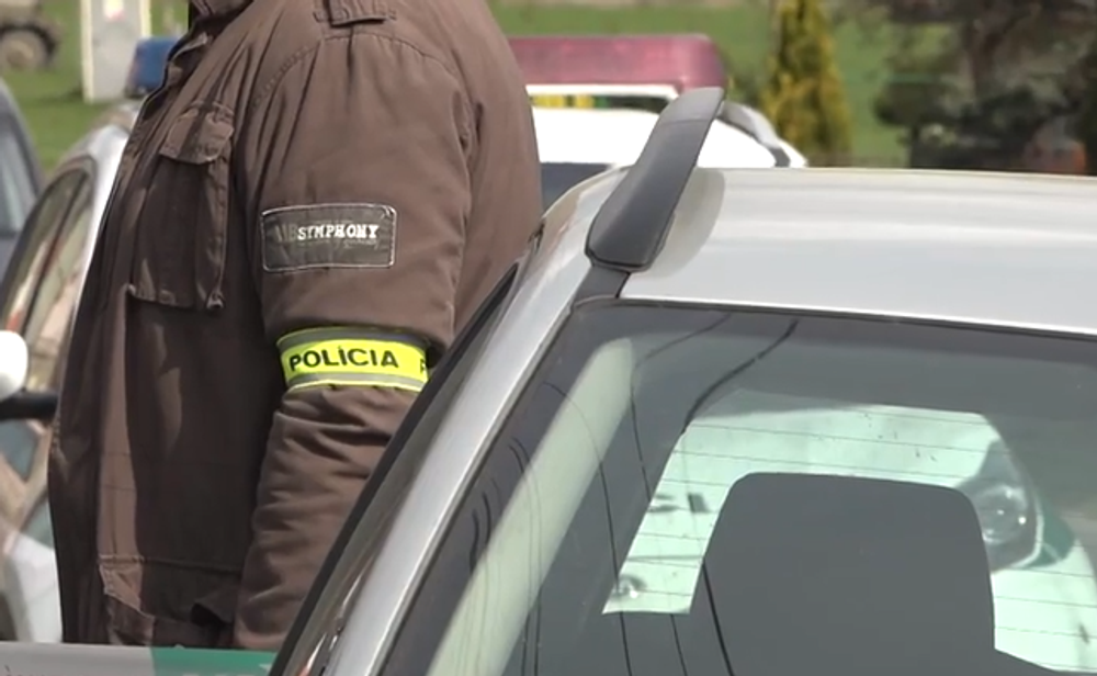 Muž držal v dome svoju mamu 4