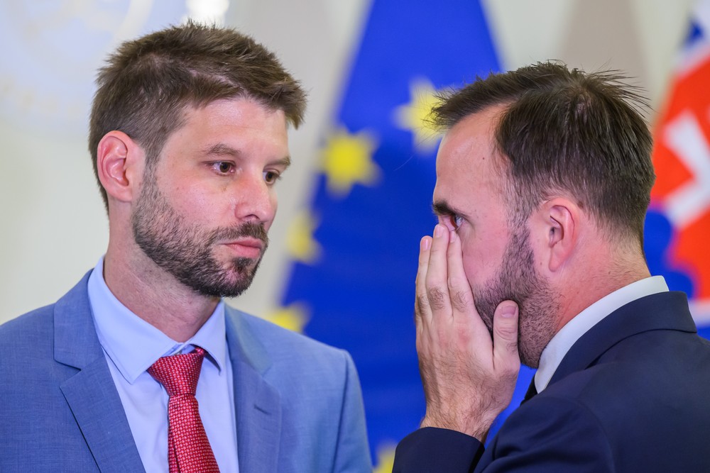 20242409_vlada_opozicia_08074644