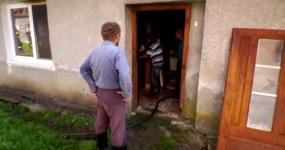 Ranná káva pripravila rodinu o strechu nad hlavou