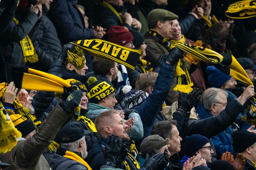 20251106SLOVAN_KUPIO_16171095