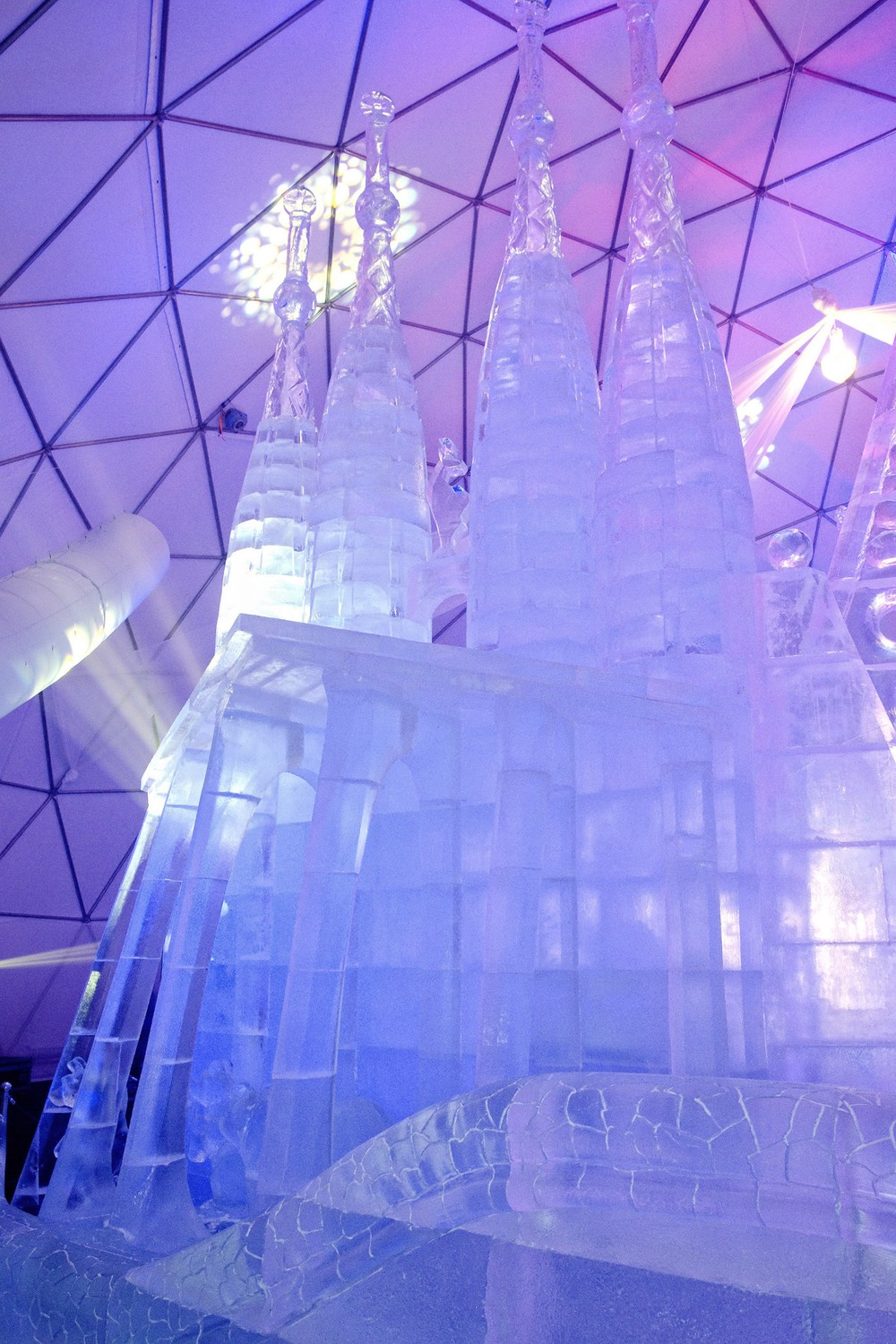 Ľadový dom 4