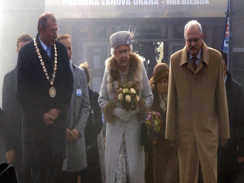 Alžbeta II. na Hrebienku