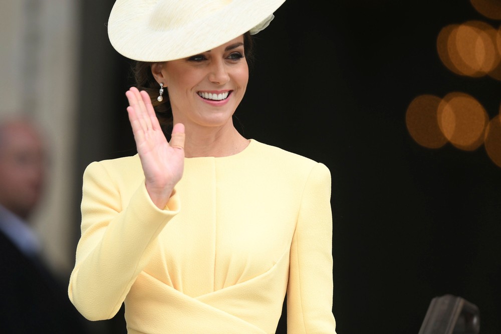 Britain_Platinum_Jubilee_48455-0f13208cb2a745e898484bf0ee806a22