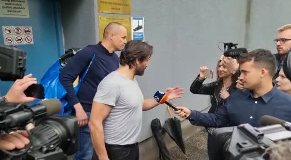 [multi] Roberta Kaliňáka pustili z väzby 1407