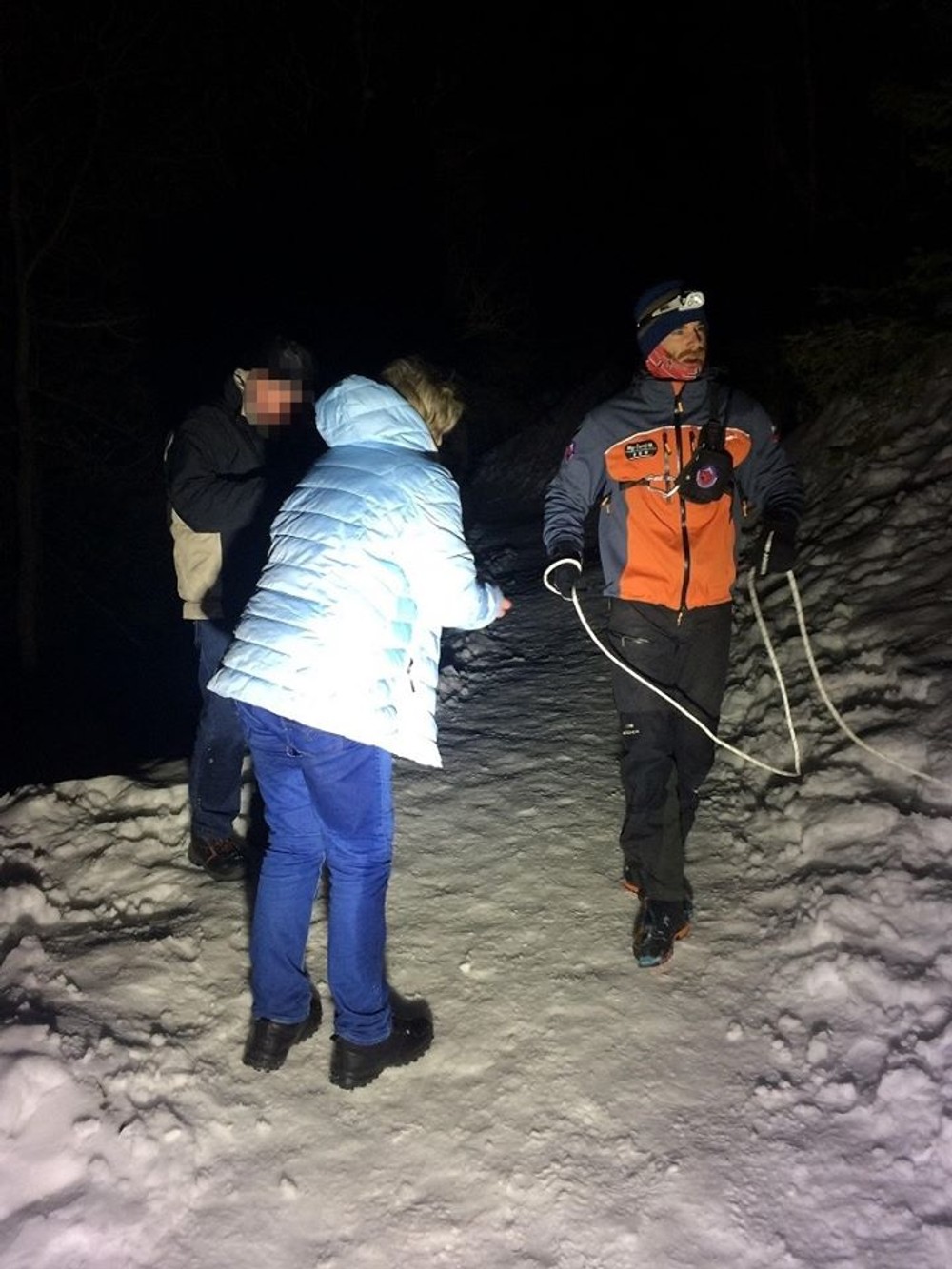 Kuriózny zásah: Maďarská turistka si po pošmyknutí zavolala horských záchranárov 