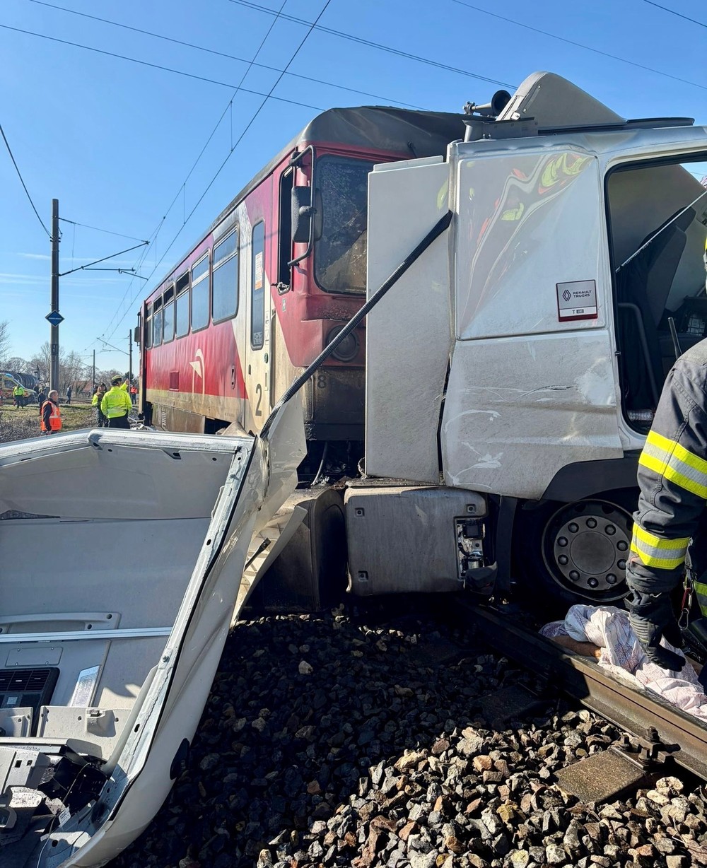 Zrážka vlaku s kamiónom