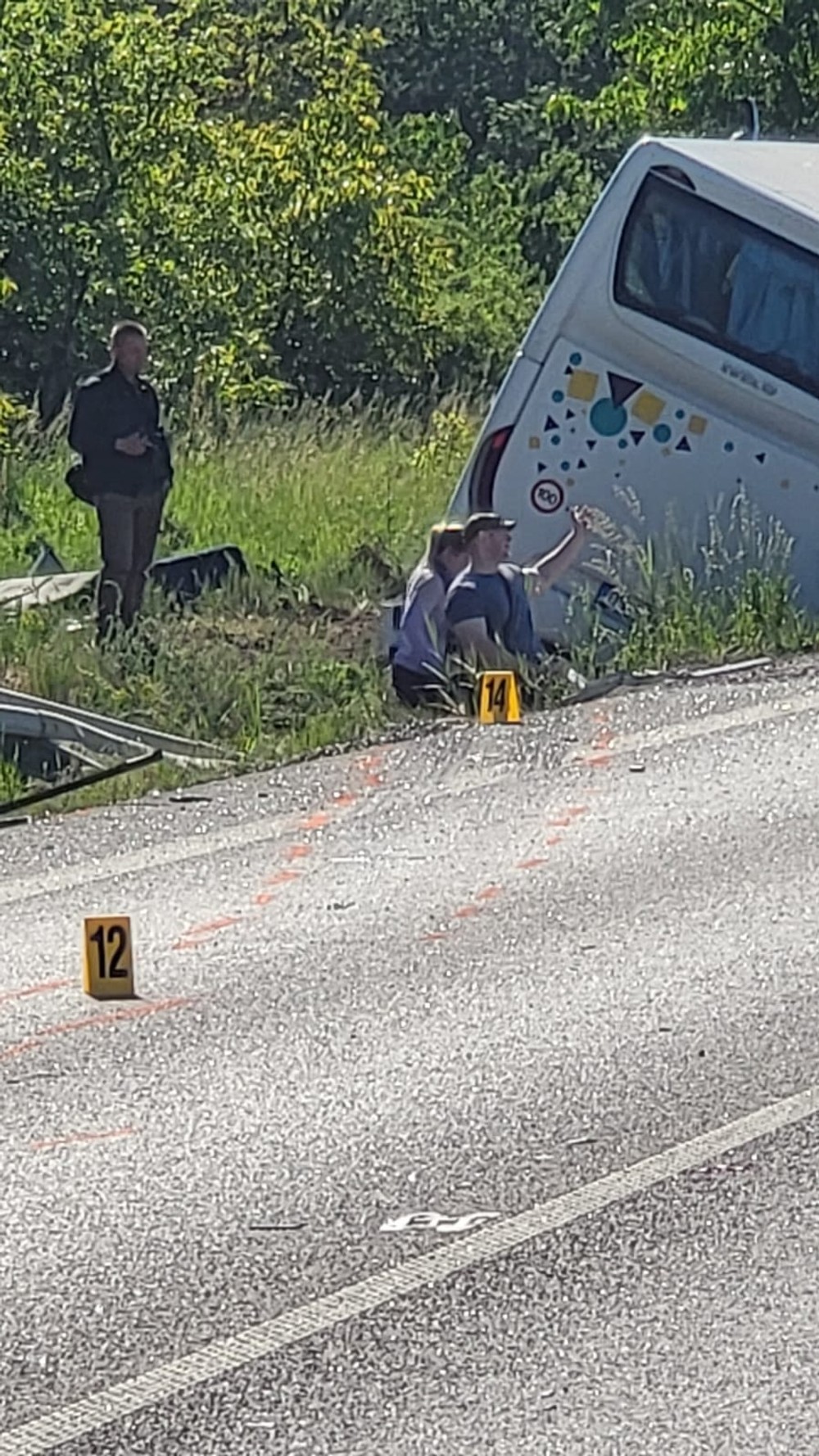 Nehoda autobusu a kamióna