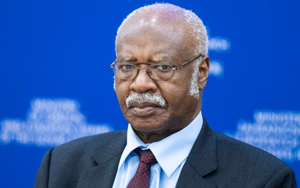 090425mzv_osn_121702