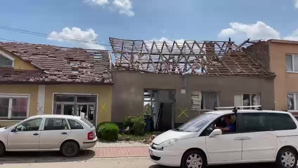 Zábery následkov tornáda v Česku