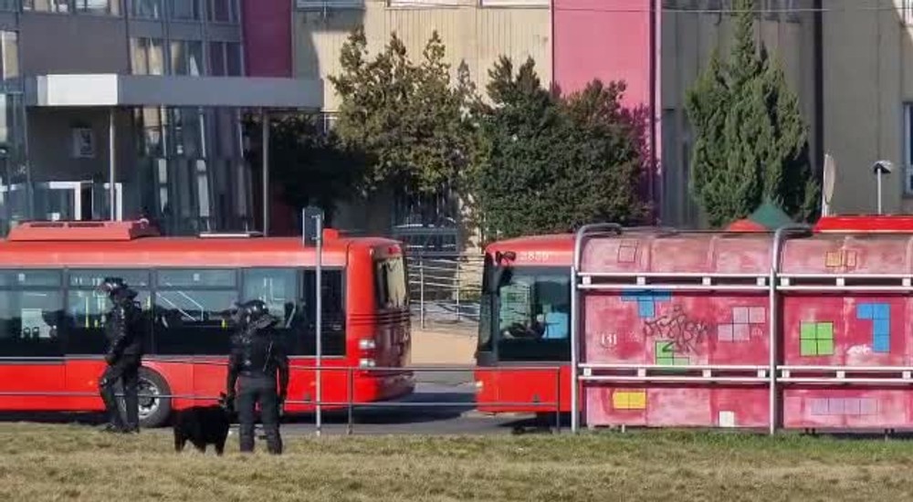 [multi] Futbal otvorenie záber ulice 10554