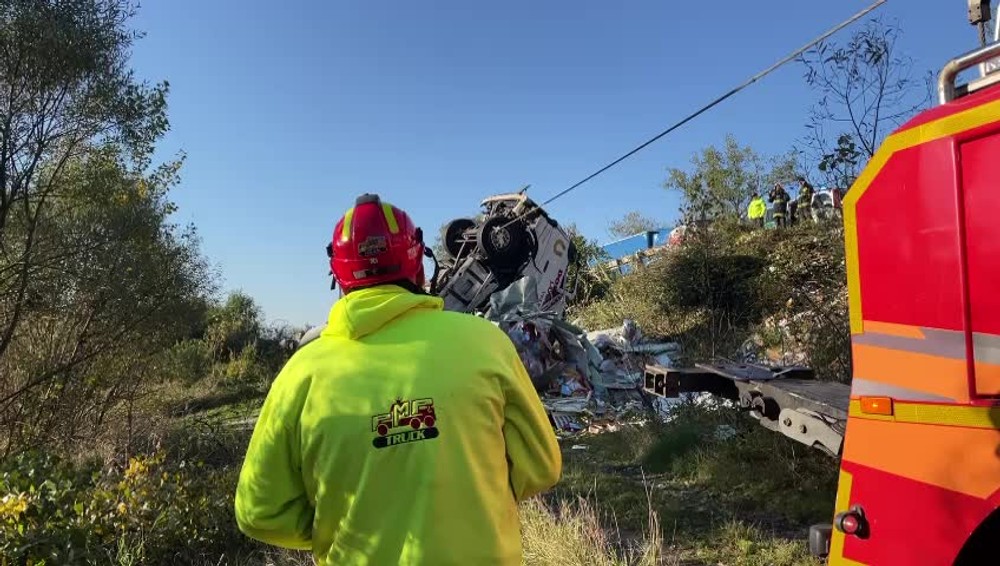 [multi] prevratený kamion 4452