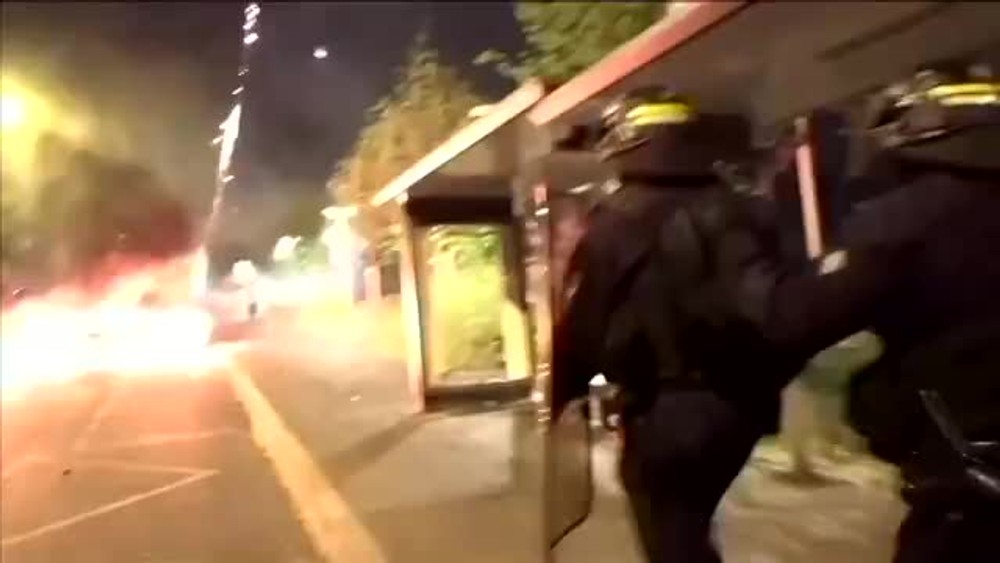 [multi] Francúzsko protesty 10266