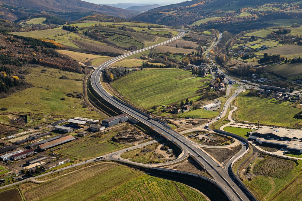 Rýchlostná cesta R2 Kriváň - Mýtna