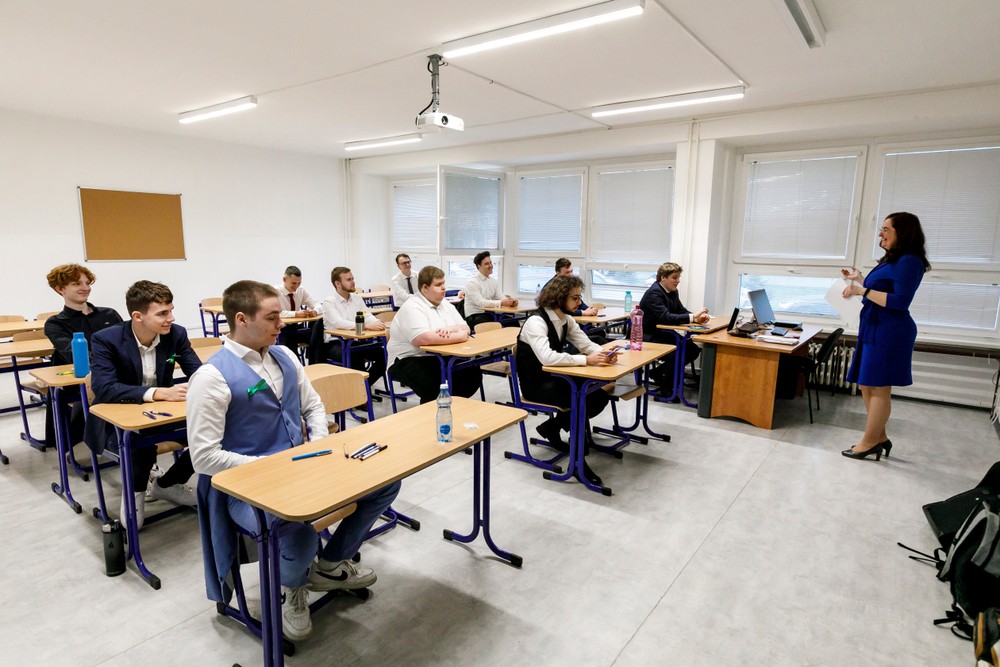 12032024_maturita_2026750