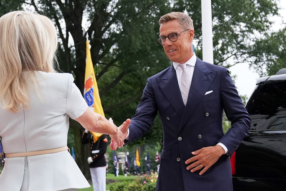 Alexander Stubb v Bielom dome