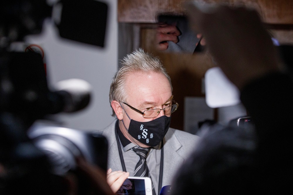 Pojednávanie v kauze Zmenky bez prítomnosti Ruska