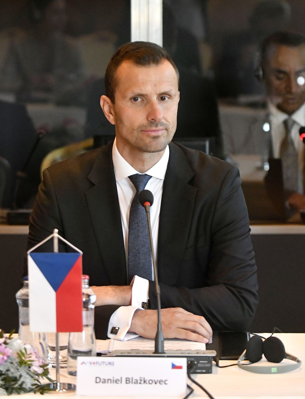 Štrbské pleso V4 ministri obrana stretnutie rokovanie (2) ČR Daniel Blažkovec