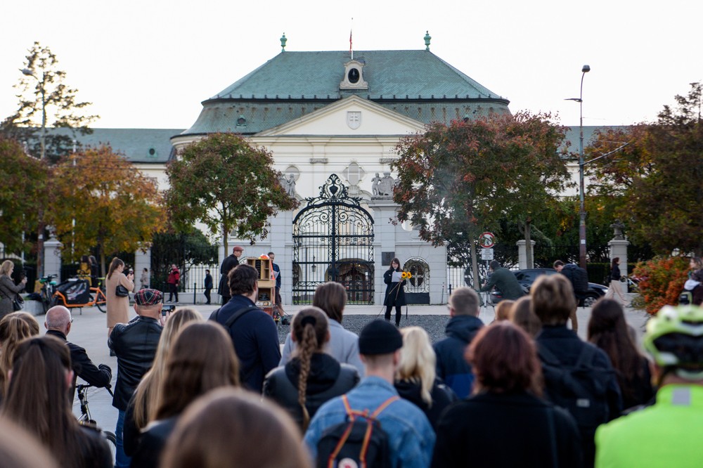 pamiatka obetí nehody na Zochovej (13)