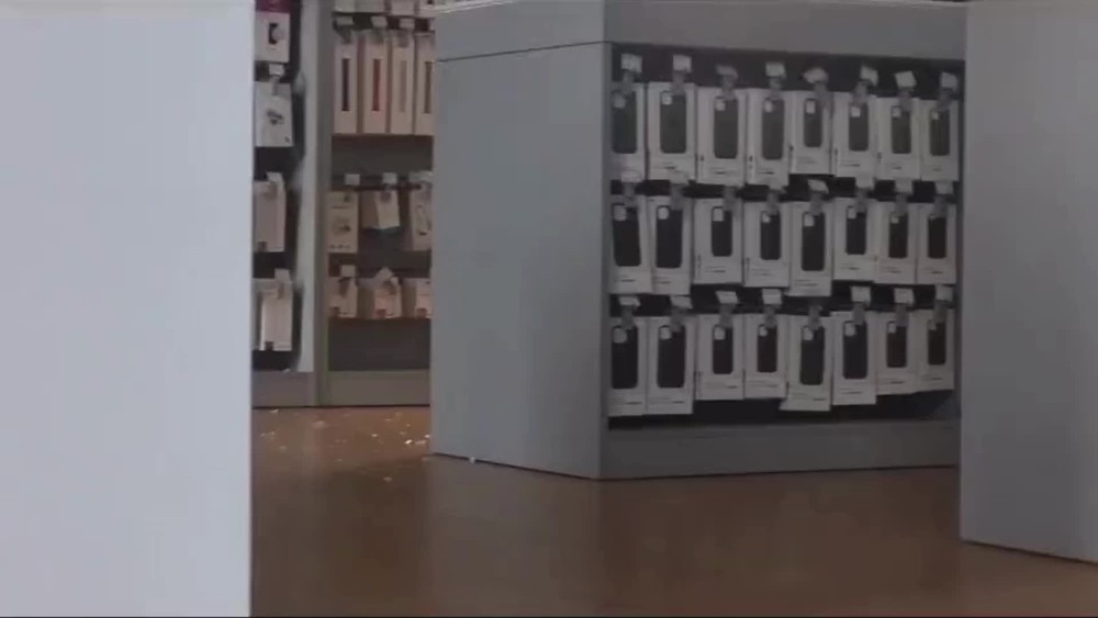 [multi] Vykradli Apple 11262