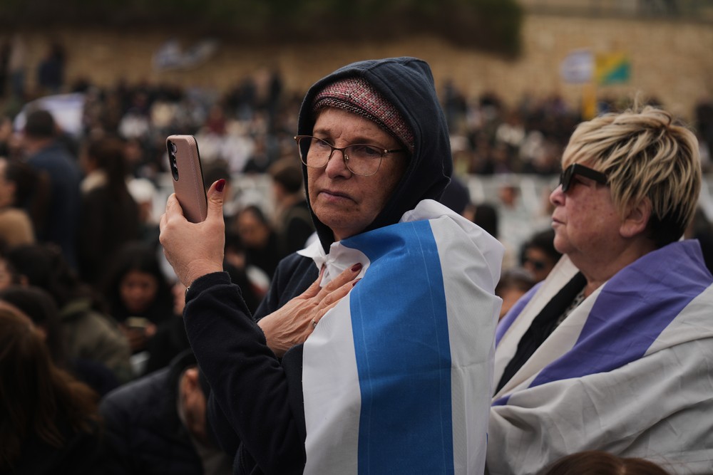 Israel_Palestinians_Gaza021058