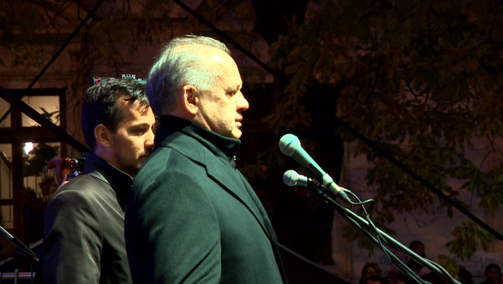 Námestia po tridsiatich rokoch opäť ožili. Ľudia si pripomenuli odvahu novembrovej generácie