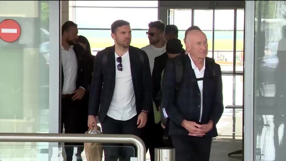 [multi] MS v hokeji, Tréner Craig Ramsay po návrate, letisko 888