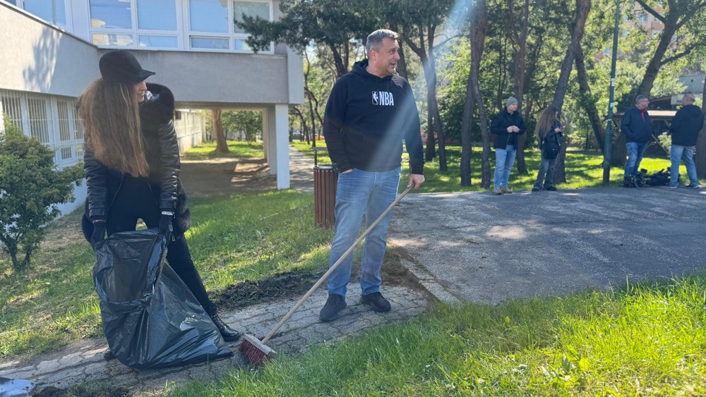 Upratovanie Dúbravky s Andrejom Dankom