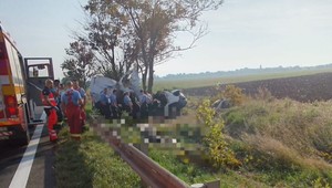 Rodinná tragédia na diaľnici: Neprežili rodičia, stará mama a 4-ročné dieťa