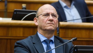 Jaroslav Spišiak mal dopravnú nehodu. Oslepilo ho vraj slnko