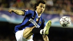 Ibrahimovič uvažuje o prestupe do Barcelony