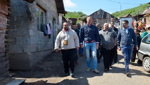 Minister Čislák v osadách: Starostlivosť pre všetkých, hlásal