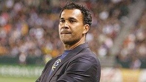 Gullit povedie belgicko-holandskú kandidatúru na usporiadanie MS 2018