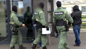 Najväčšia akcia finančnej polície NAKA. Odhadovaná škoda na daniach je 113 miliónov eur